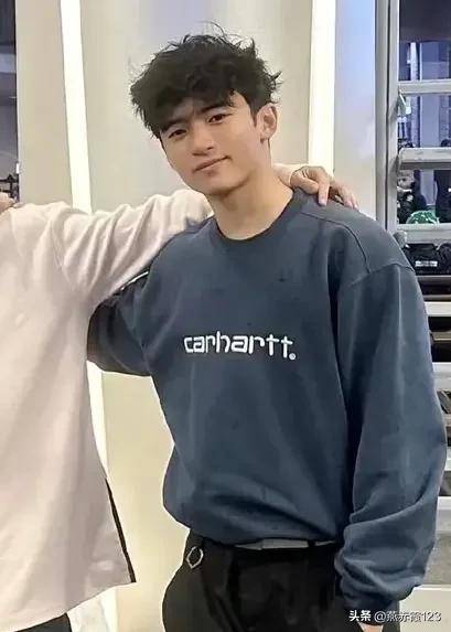 众一睹明星