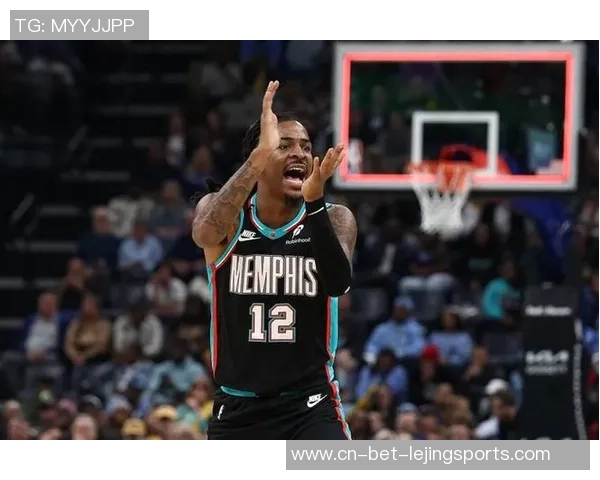 名宿为火箭支招：4换1追莫兰特！1主力2候补+首轮签打包，筹码太奢华